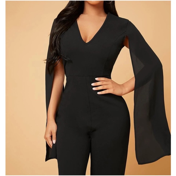 Black Plunging Neck Cape Sleeve Jumpsuit - Picture 2 of 4